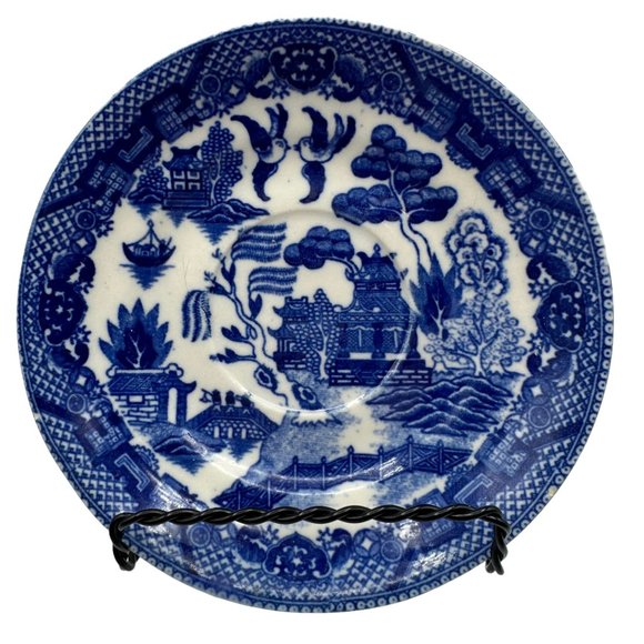 Vintage Blue Willow Tea Cup Saucer Dish Back Stamp Came off Porcelain China - Picture 4 of 7